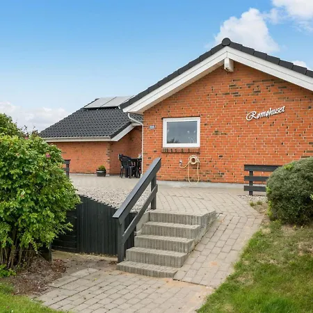Holiday Aliisa - 400m From The Sea In Western Jutland By Interhome 펜션 Lakolk
