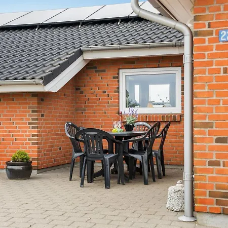 Holiday Aliisa - 400m From The Sea In Western Jutland By Interhome Lakolk