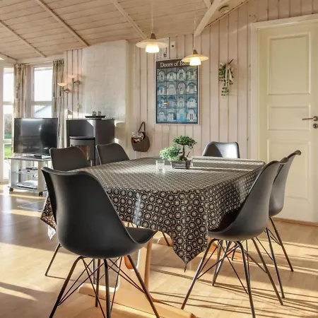 Holiday Aliisa - 400m From The Sea In Western Jutland By Interhome *