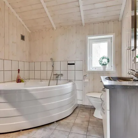 Holiday Aliisa - 400m From The Sea In Western Jutland By Interhome 別荘